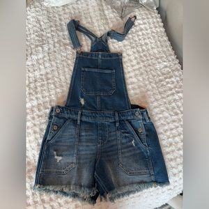 Hollister Women’s Boyfriend Short Overall - Size S + Tags Still On
